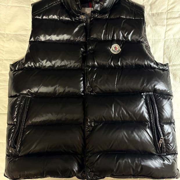 몽클레어 딥 타운 베스트 블랙 4