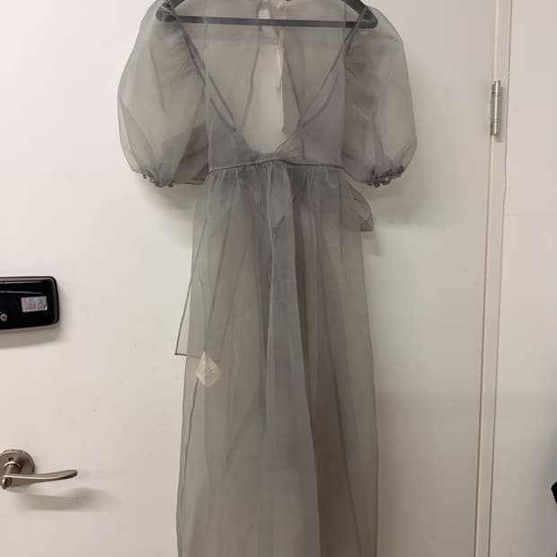 오버듀플레어 원피스 (새제품)