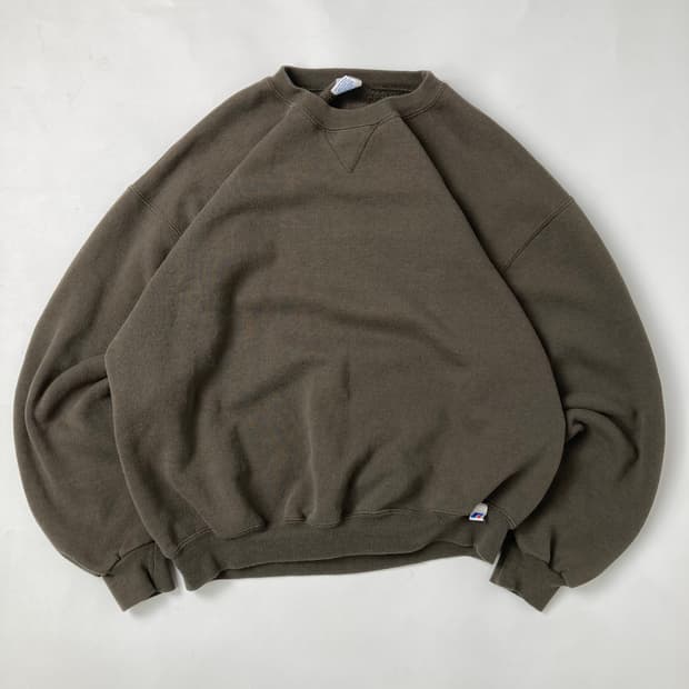 90s Russell Sweatshirt (dark olive)