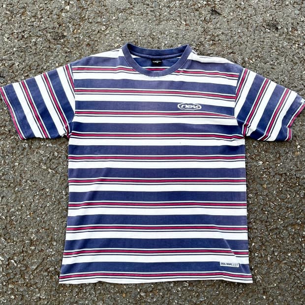 old nev surf border tee