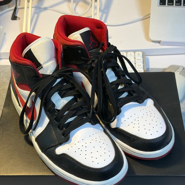 조던1 짐레드 미드 (270)