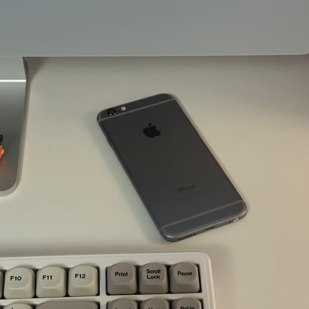 아이폰6 스페이스그레이 16G 상태좋음 배터리100