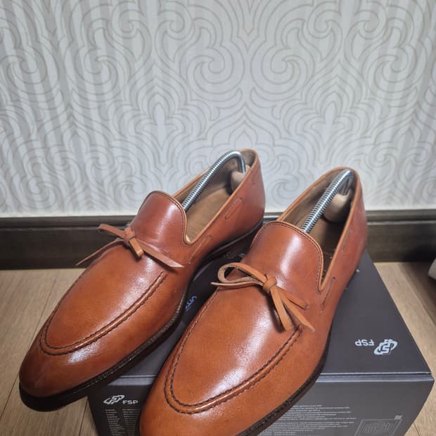 크로켓앤존스 로퍼 uk6.5 