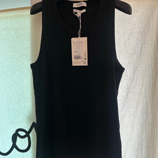 COS 코스 블랙 민소매 슬리브리스 M 새상품
