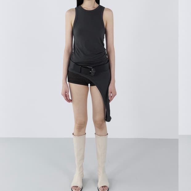 Cerric Unbalance Drop Sleeveless