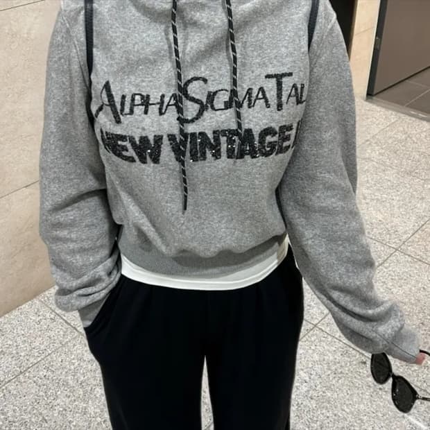 레터링 기모후드티