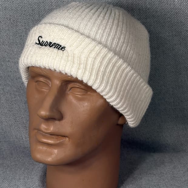 슈프림 스크립트 비니