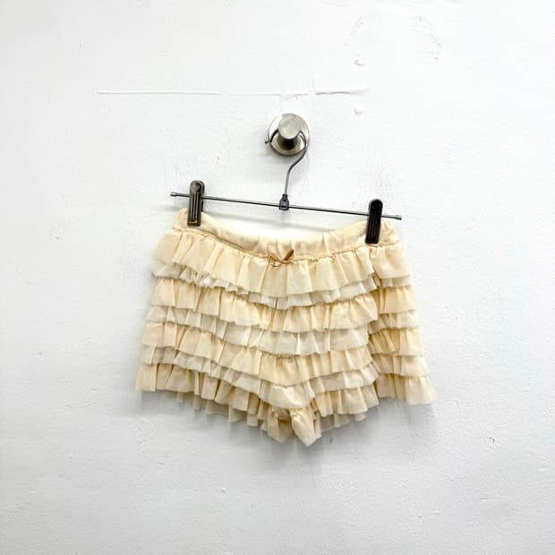 Ivory tiered ruffle shorts