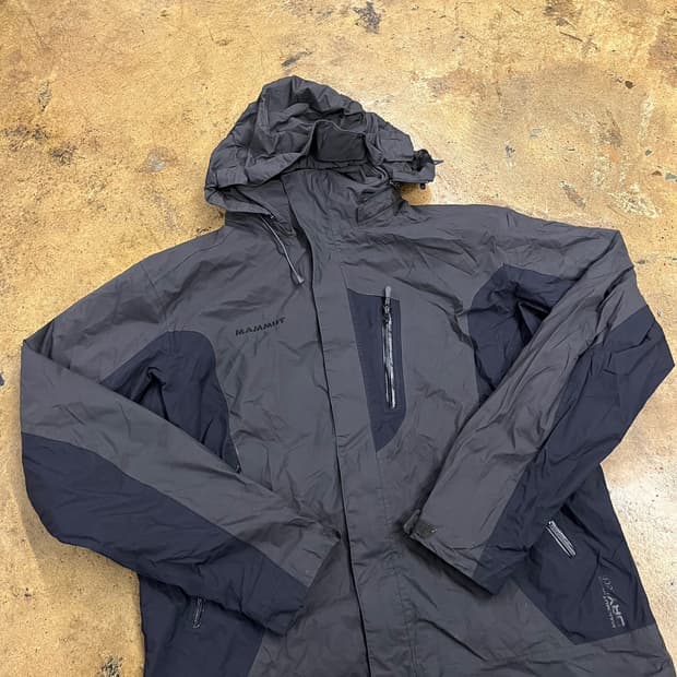 [정품/M] 마무트 드라이테크 바람막이 자켓 b17