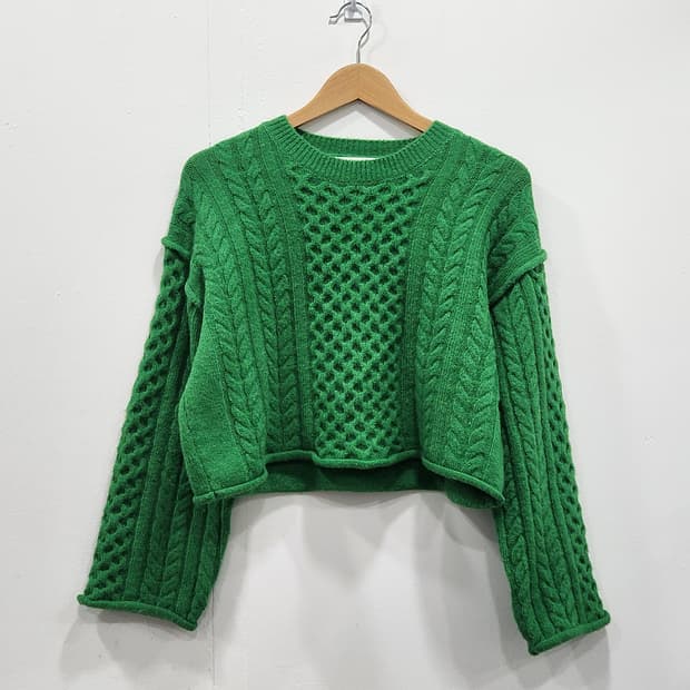 [F] 피그먼트 꽈배기 크롭 니트 여성 프리사이즈