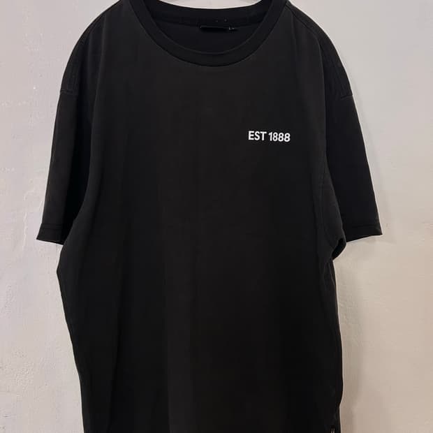 내셔널 지오그래픽 반팔 티셔츠 L