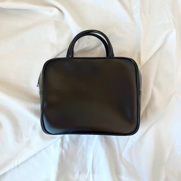 꼼데가르송 아오야마 백 2호