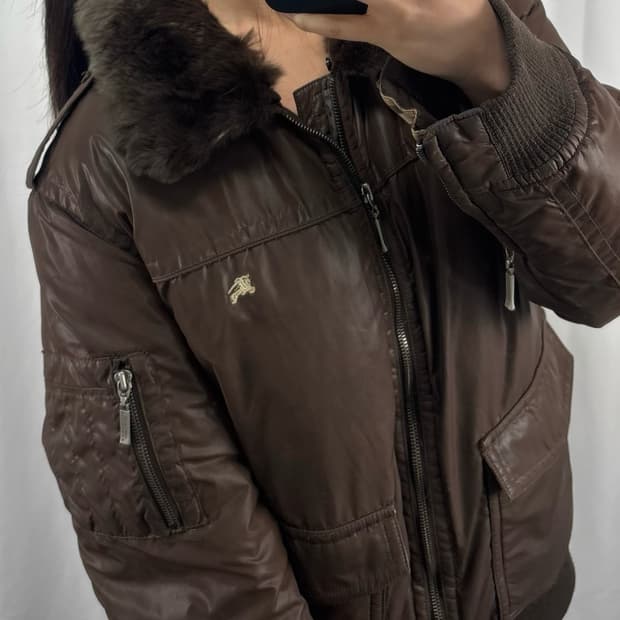 버버리 블랙 라벨 패딩 자켓