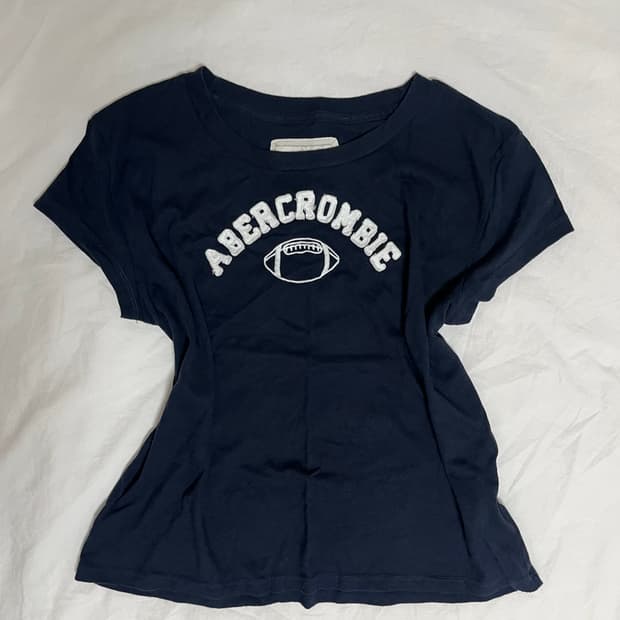 아베크롬비 y2k 천사핏 네이비 반팔 티셔츠