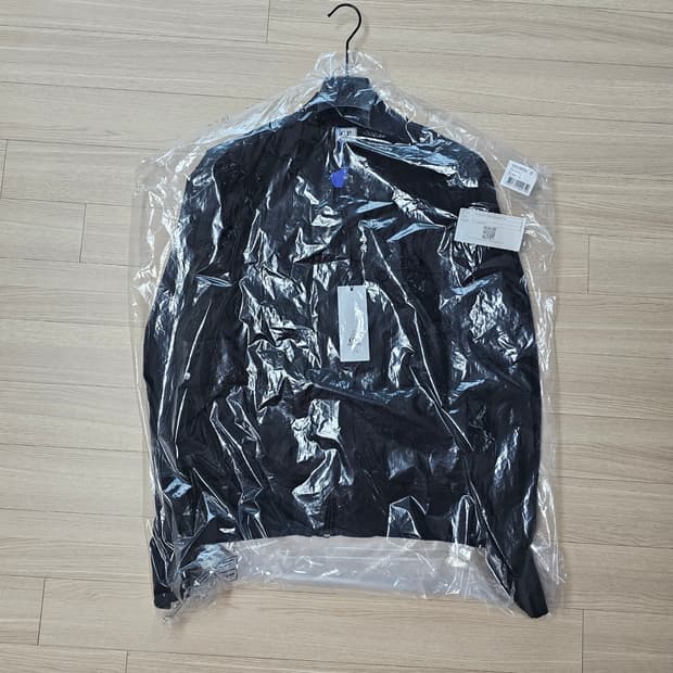 L 새제품) CP컴퍼니 크롬 R 멀티포켓 봄버 재킷 100 105 C.P