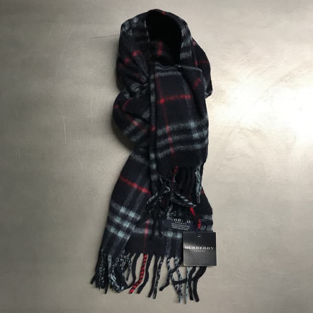 버버리 정품 캐시미어 머플러 네이비