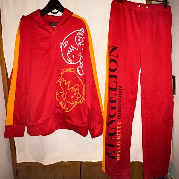 에반게리온 x 키티 콜라보 레드 져지셋업 일본빈티지 Hello kitty