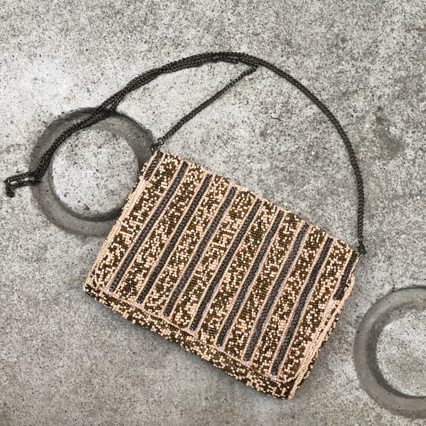 brown pattern beaded chain bag 