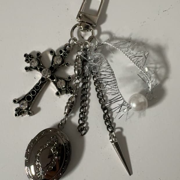 크로스 오픈 팬던트 큐빅 펄 키링