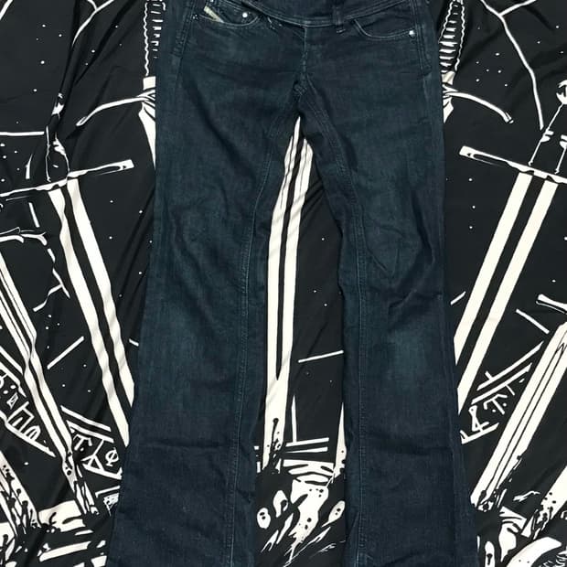 디젤 부츠컷 데님