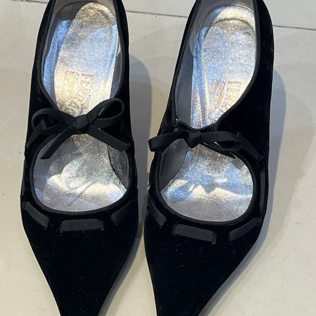 페르가모 벨벳구두