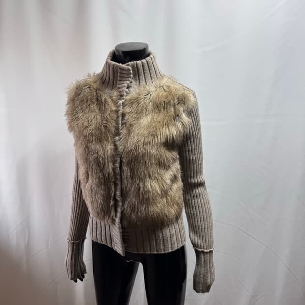 clup monaco / 클럽모나코 퍼 니트 가디건