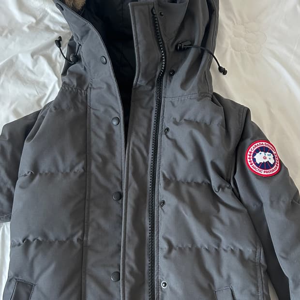 캐나다 구스 패딩