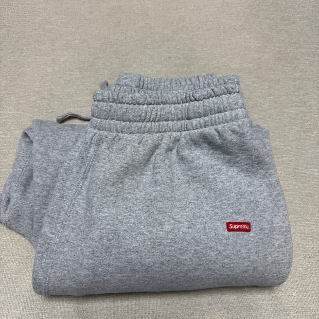 슈프림 스몰 박스 스웨트팬츠 헤더 그레이 - 25FW