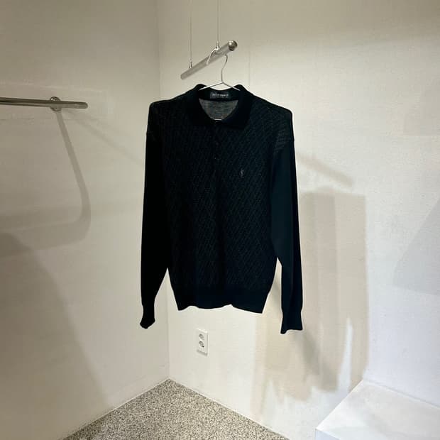 입생로랑 패턴 니트