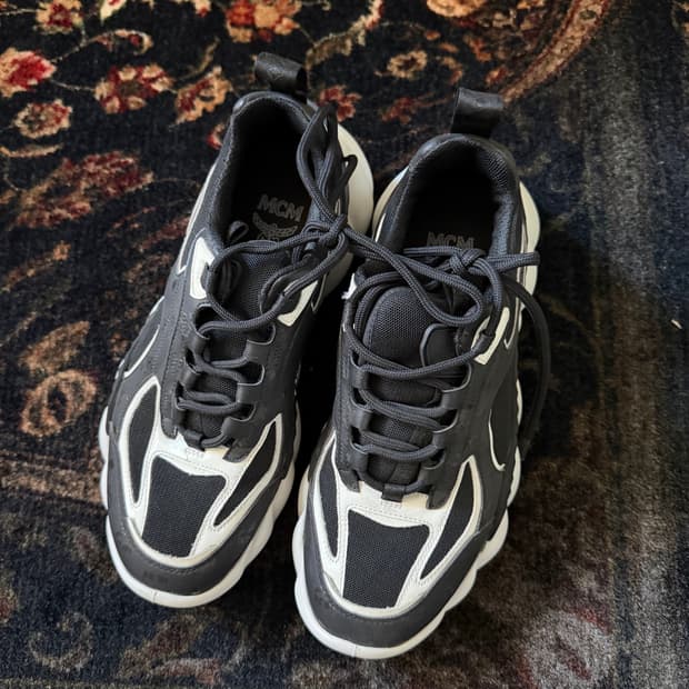 정품 mcm 힘멜 스니커즈