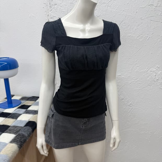 빈티지 블랙 프릴 슬림 블리우스