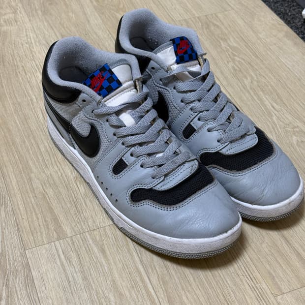 NIKE ATTACK OG QS (중고)