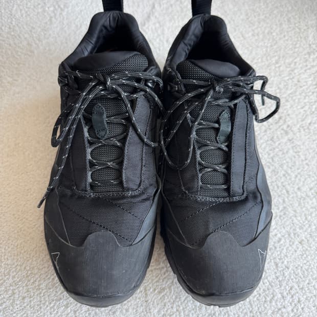 로아 하이킹 카타리나 블랙 EU 42(KR 265)