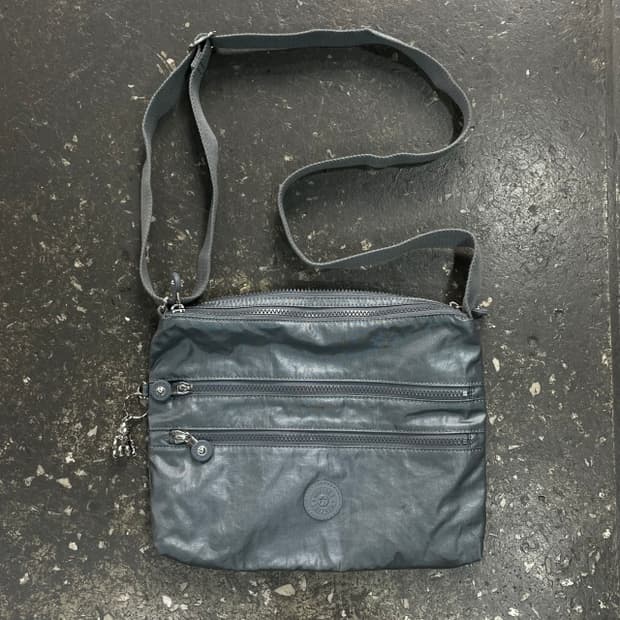 키플링 신형 크로스백