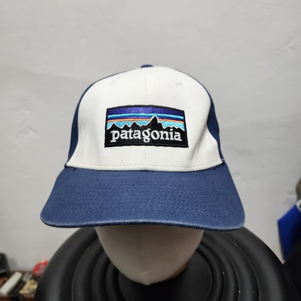 파타고니아 투톤 트러커 볼캡