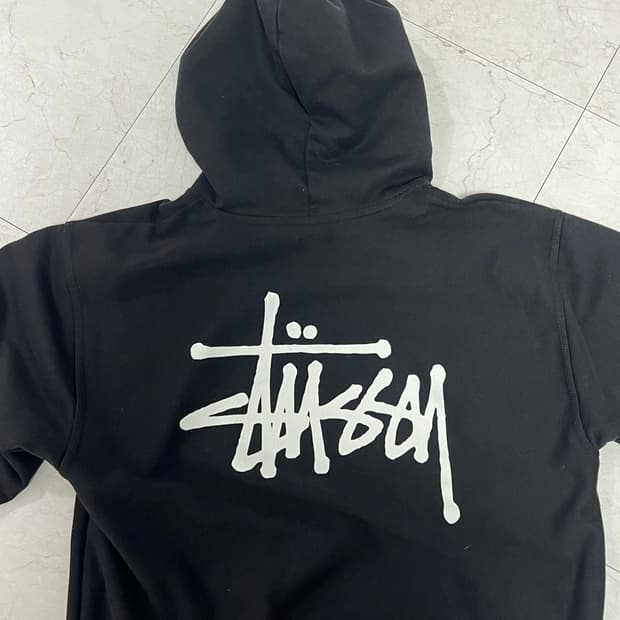 스투시 기모 후드티 블랙