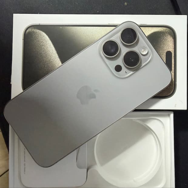 아이폰 15 pro 256GB