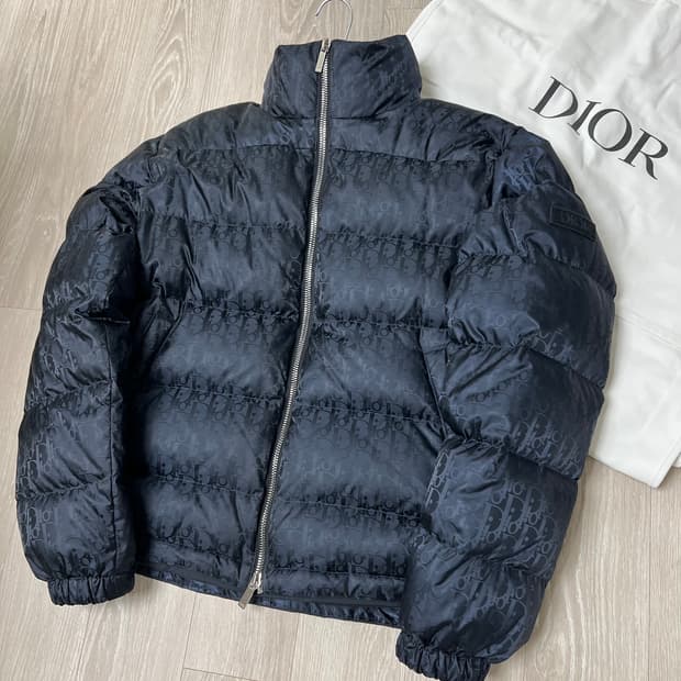 [블랙 50/새상품급] 디올 오블리크 패딩 블랙 풀구성