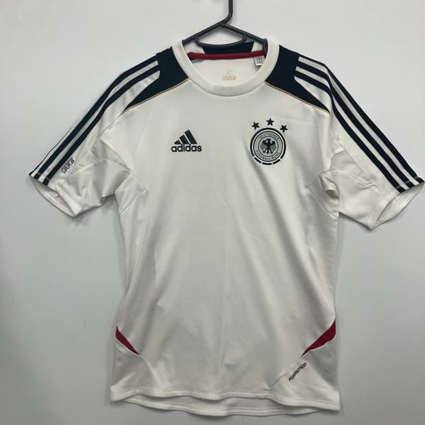 아디다스 축구 유니폼