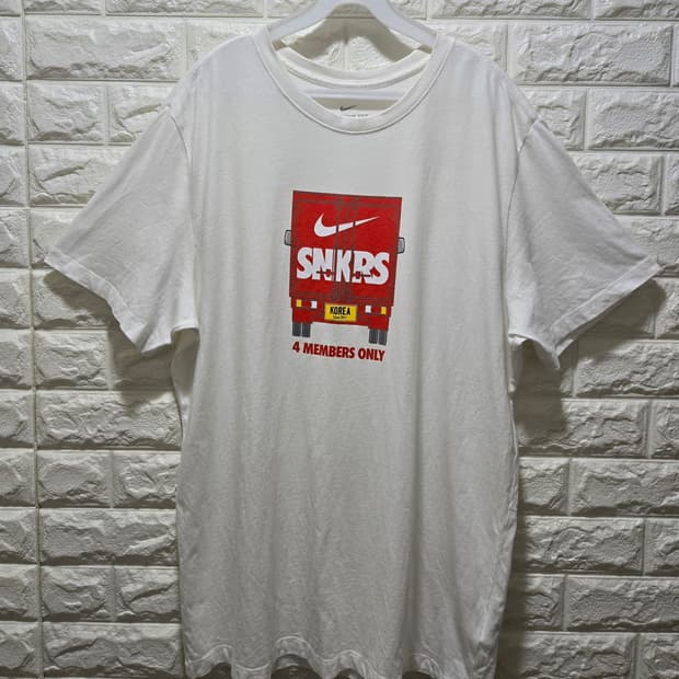 나이키 카시나 스니커즈 4주년 기념 멤버스 온리 반팔티 105~110