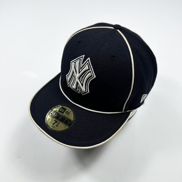 뉴에라 MLB 올드스쿨 뉴욕 양키스 사이즈캡