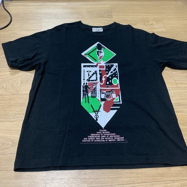 M)Cav Empt (C.E) 카브엠트 픽셀 그래픽, 후면 레터링 반팔티