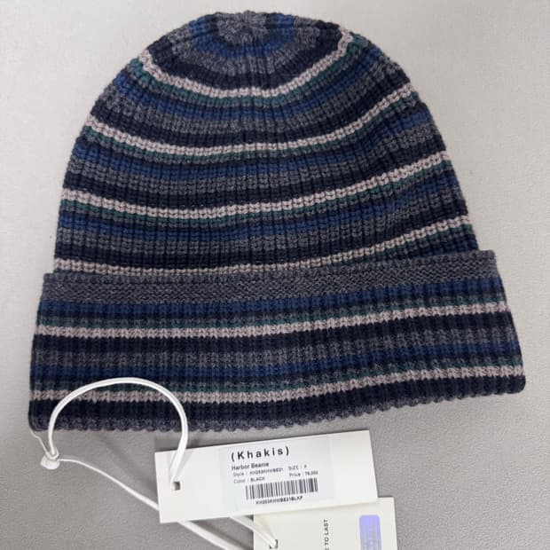 khakis 비니