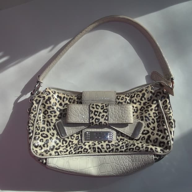 Guess y2k 빈티지 숄더백