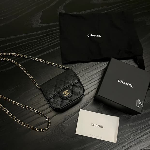 샤넬 클래식 미니 체인 베니티백 ap2475