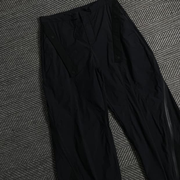 쿠어 유틸리티 지프플랩 디테일 팬츠 블랙 y 3311