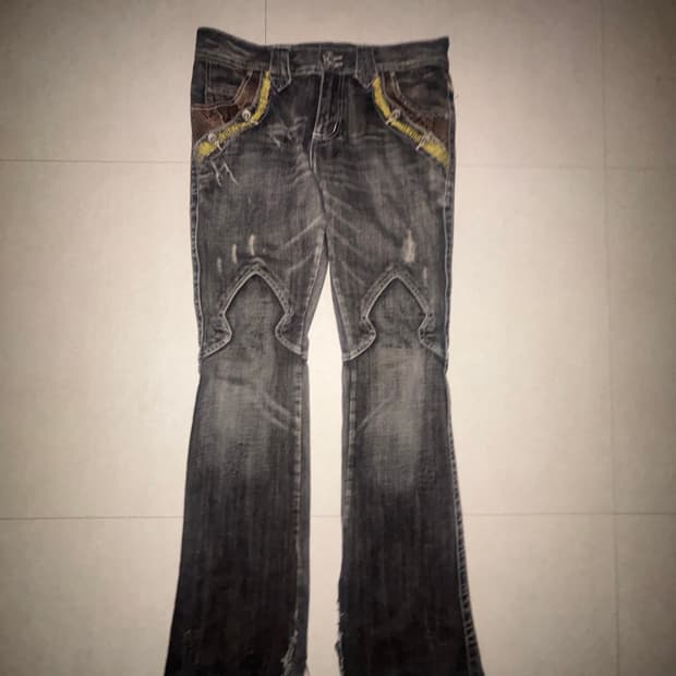 세멘틱디자인 뱀피데님