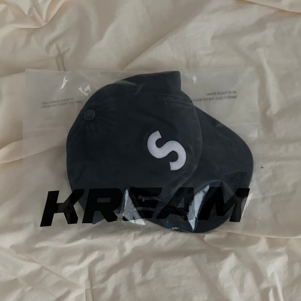 슈프림 피그먼트 S로고 캡 25SS