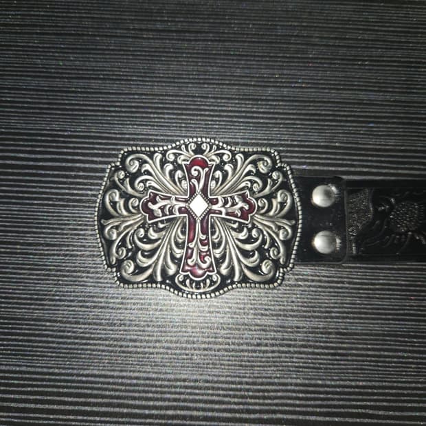 Gothic red cross belt