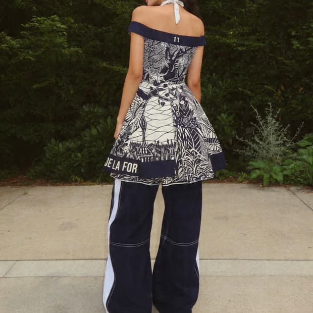 디올 토일 프린트 오프숄더 원피스